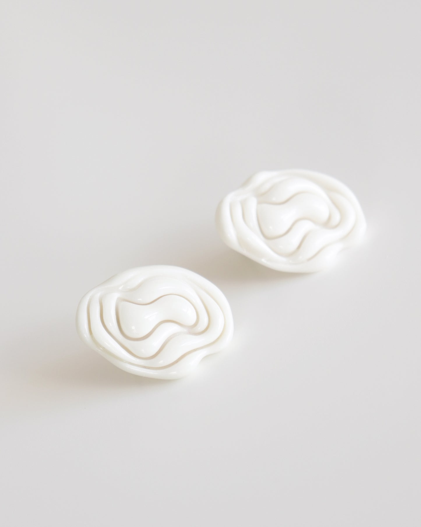 Textured studs