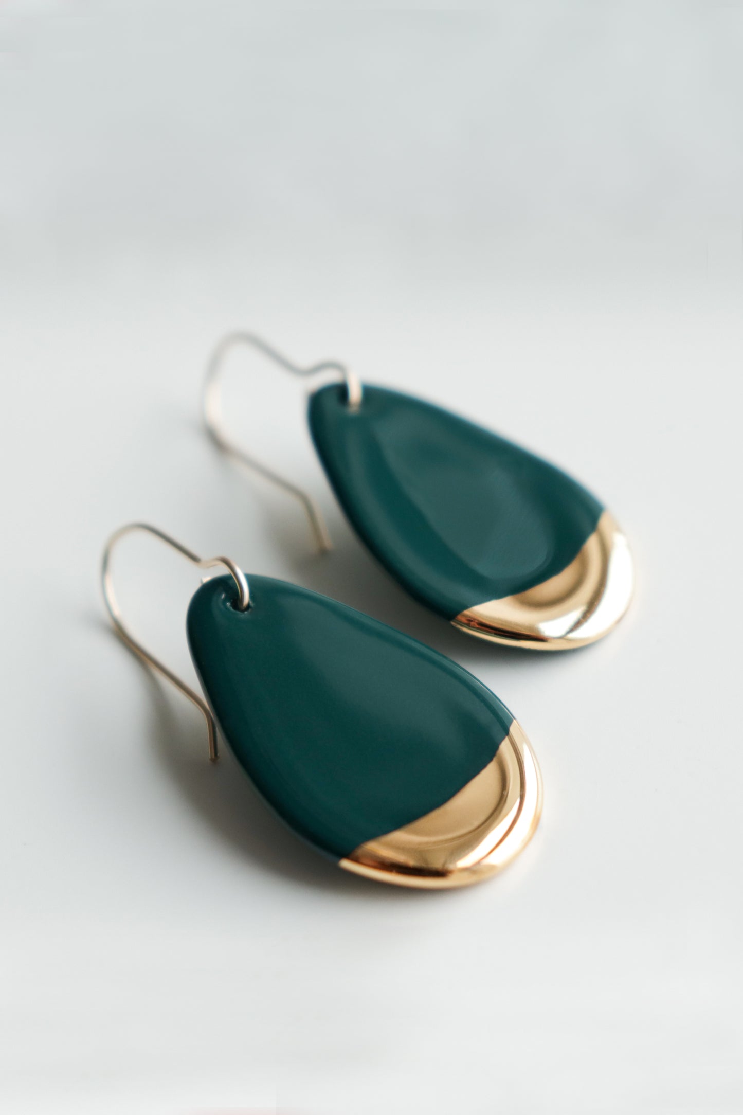 Drop Earrings in Green / S