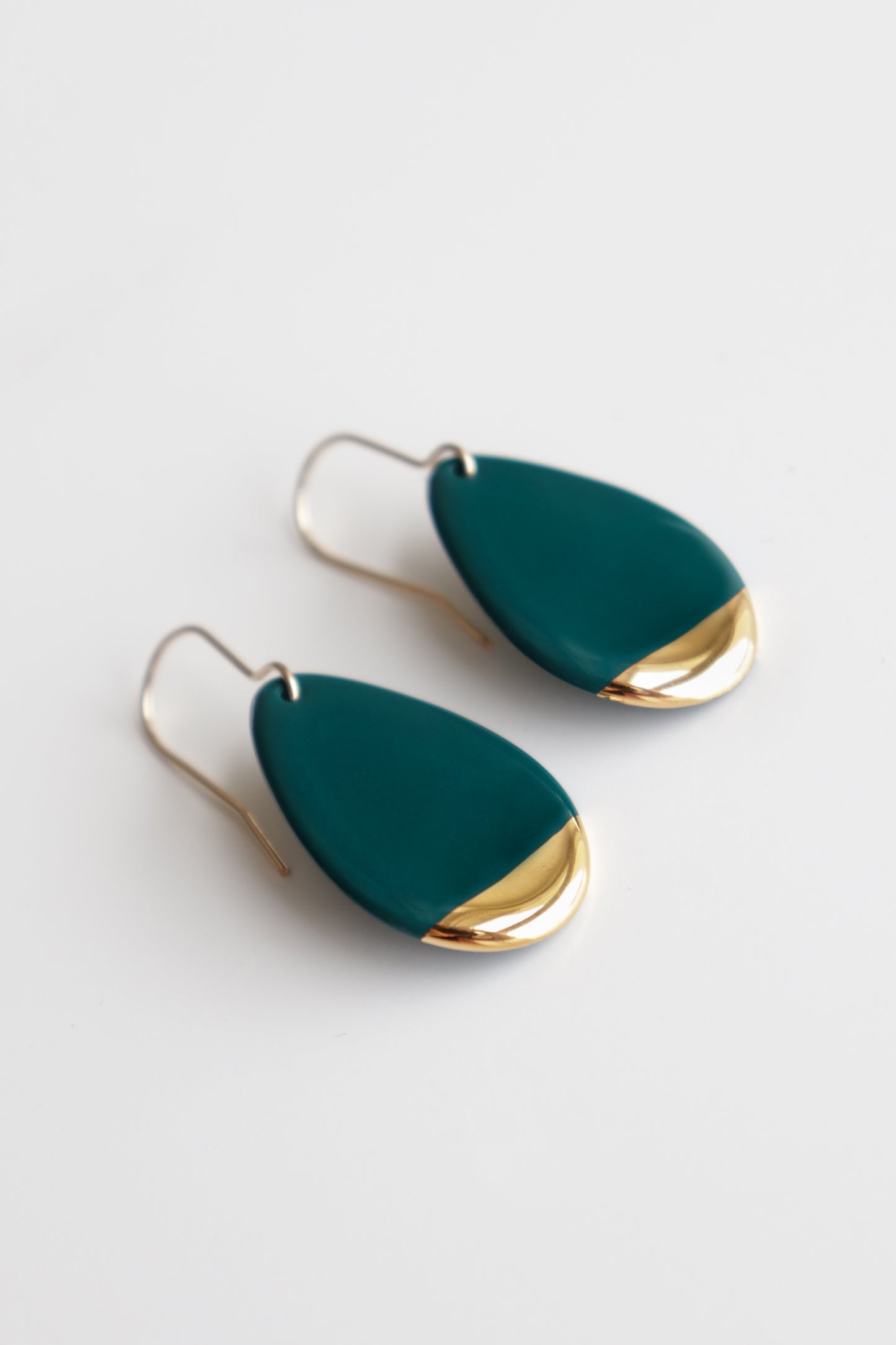 Drop Earrings in Green / S