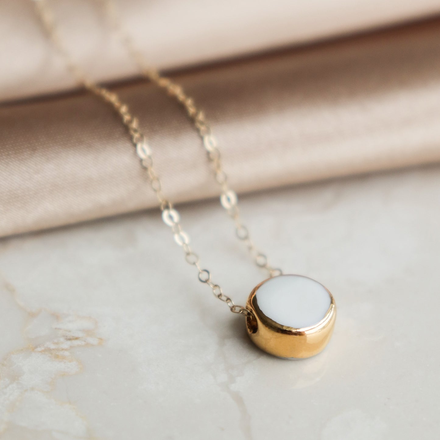 Round Necklace in White