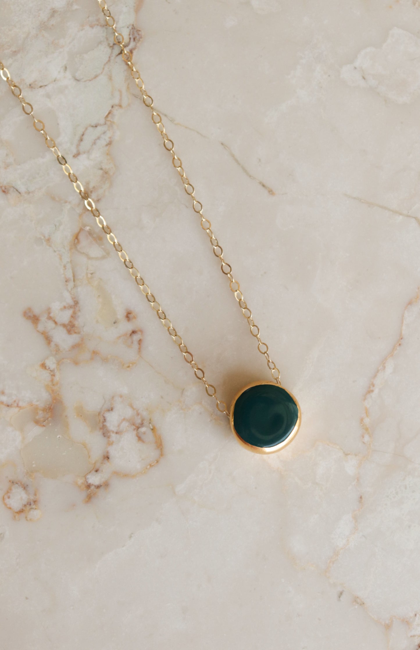 Round Necklace in Green