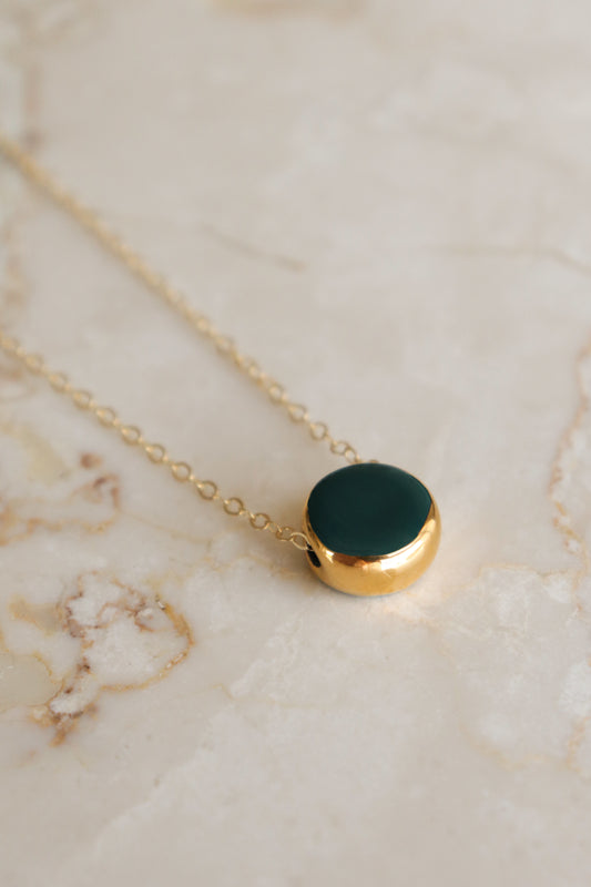 Round Necklace in Green