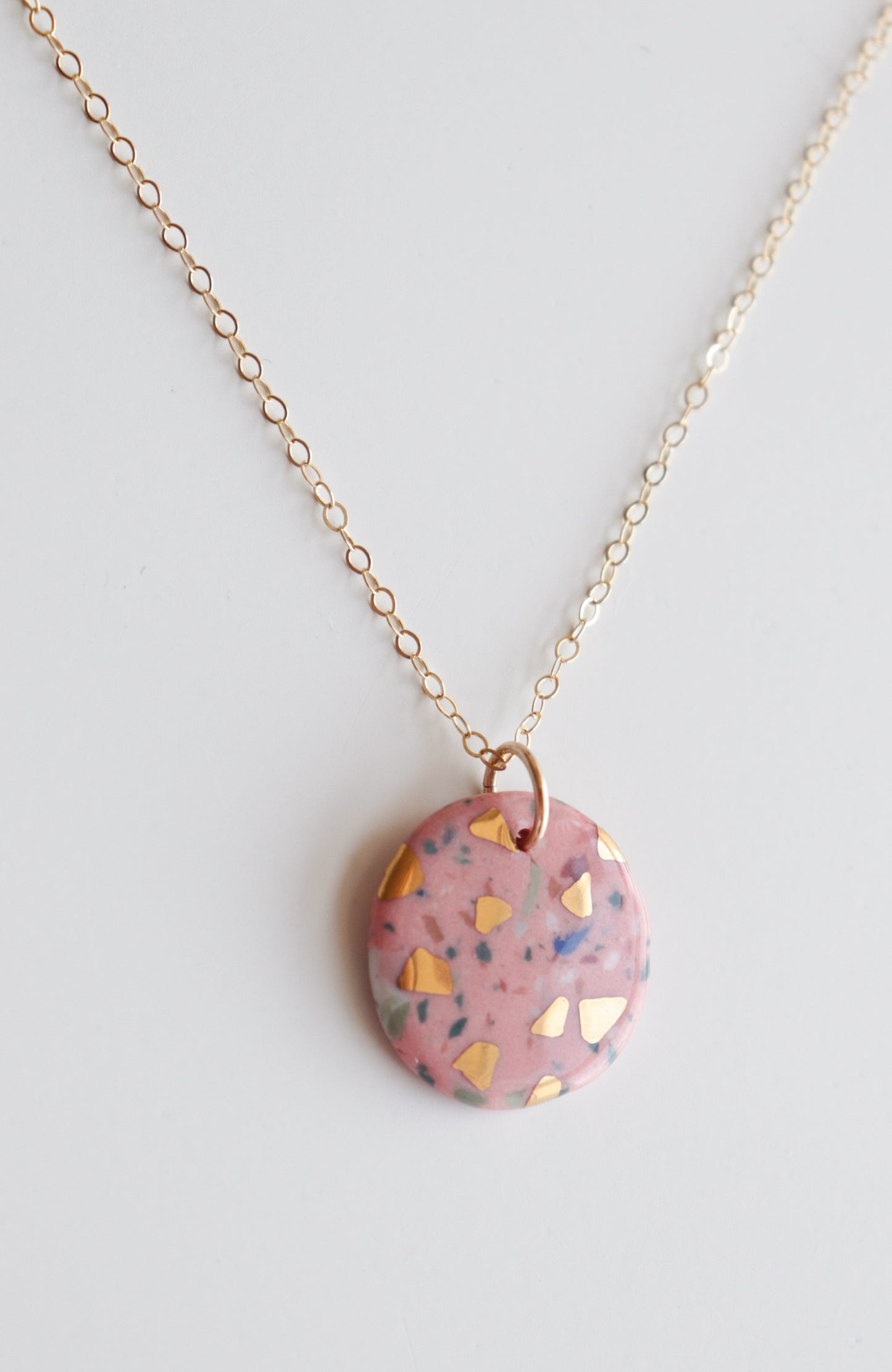 Astilla Recycled Necklace in Pink