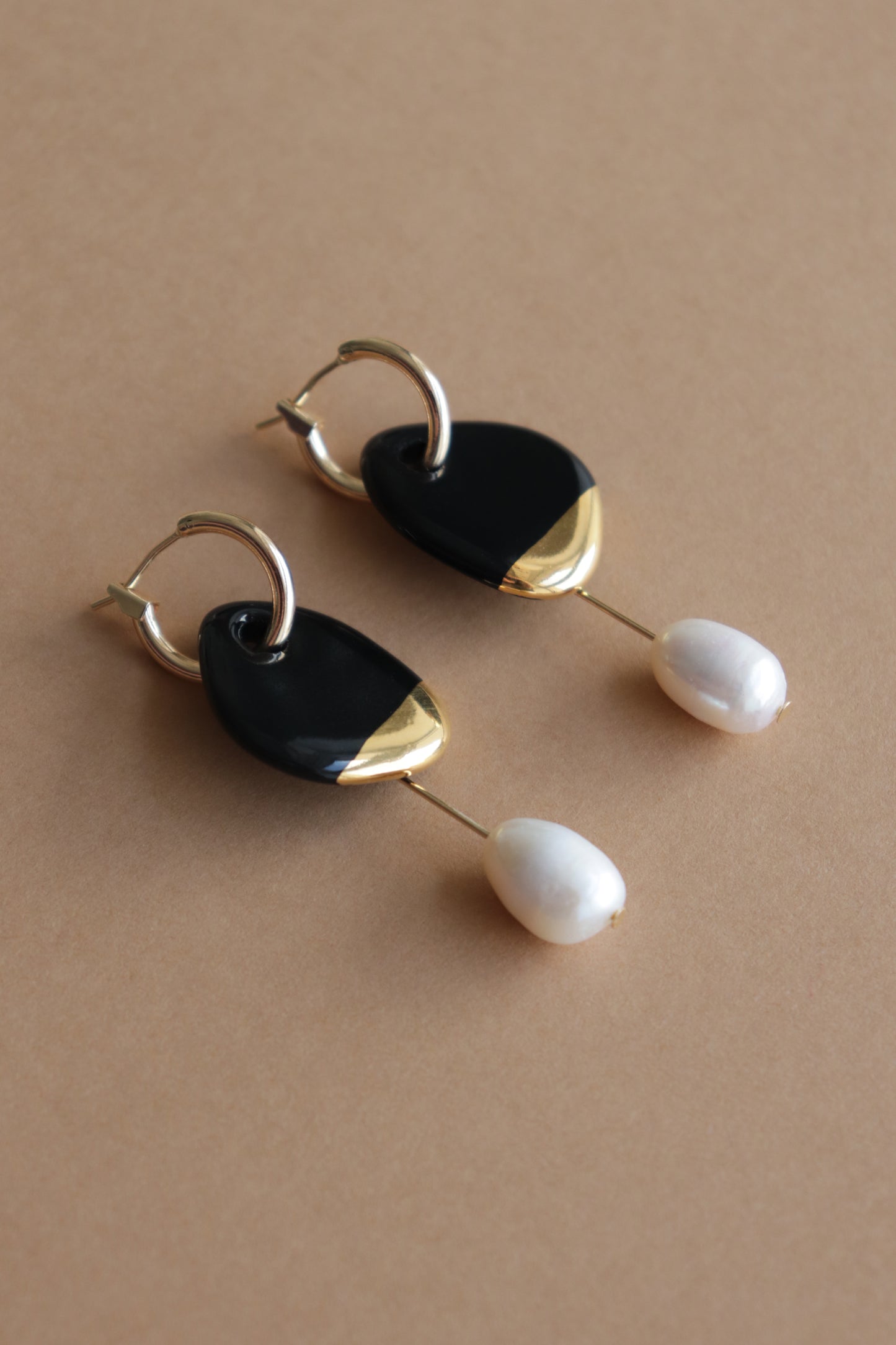 Arp Pearl Hoops in Black