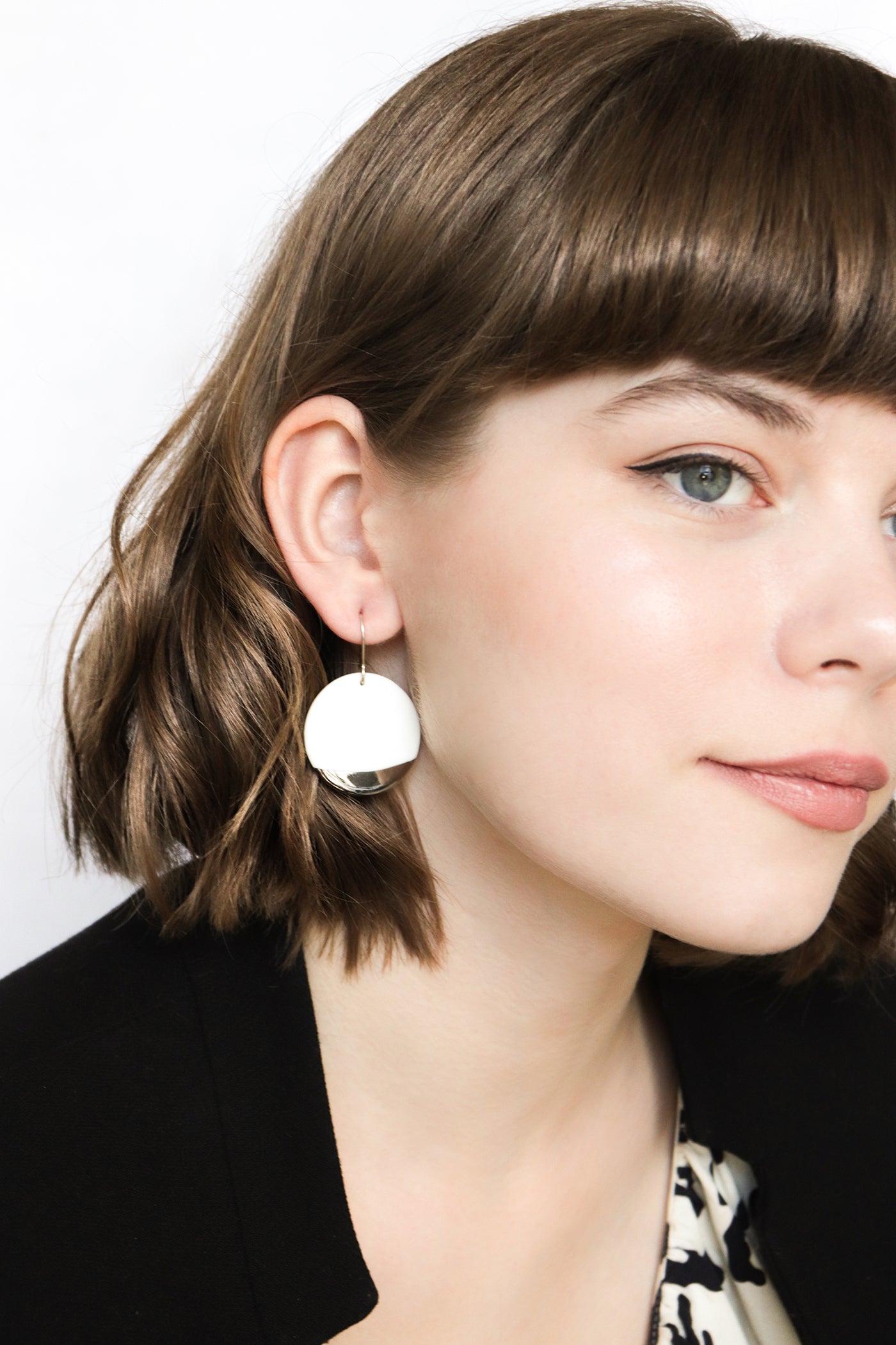 Round Earrings in White