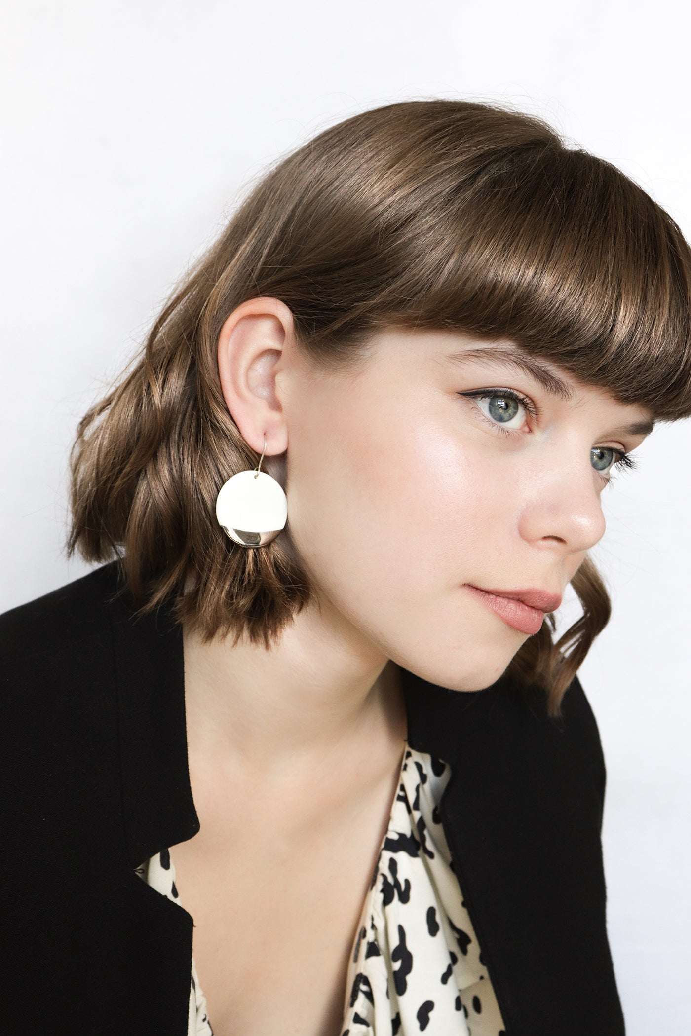 Round Earrings in White