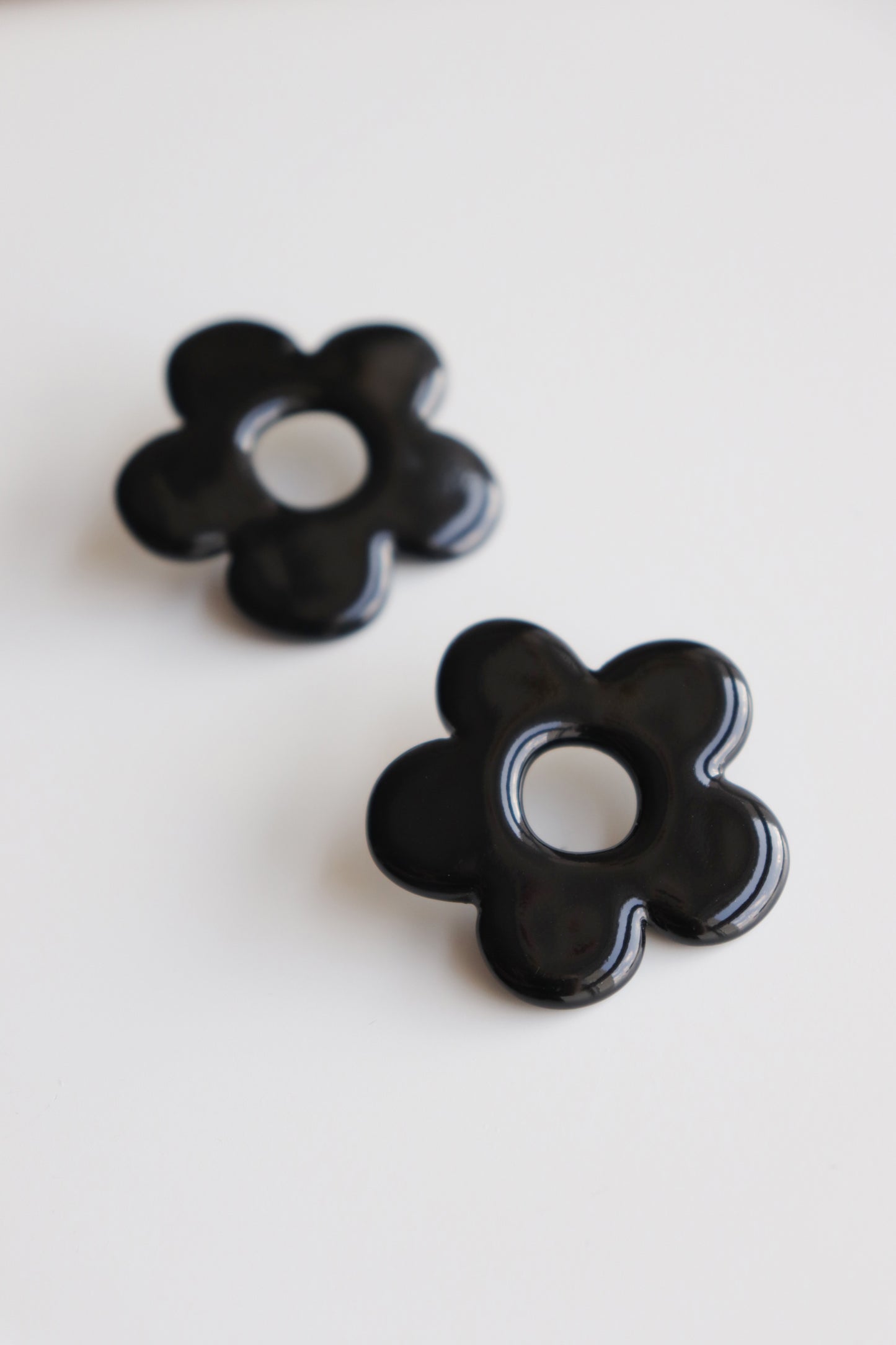 Flower Earrings in Black