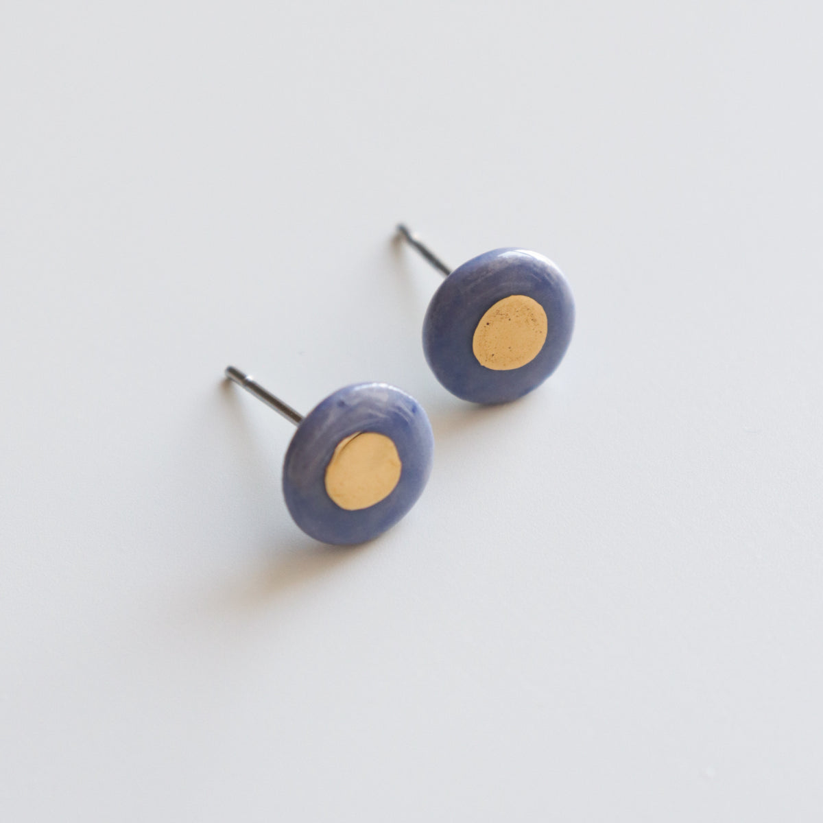 Round Studs / XS - Sample Sale
