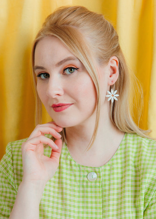 Daisy earring collection