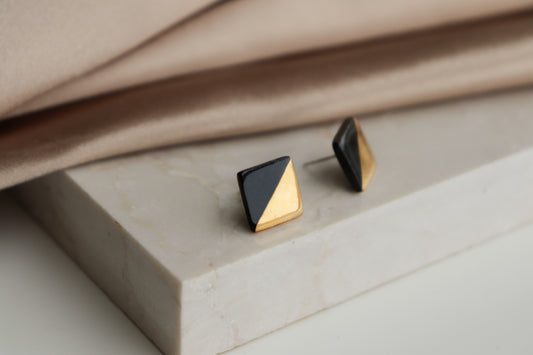 Edgy Studs in Black / S