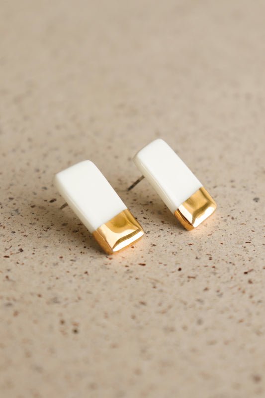 Edgy Studs in White / S