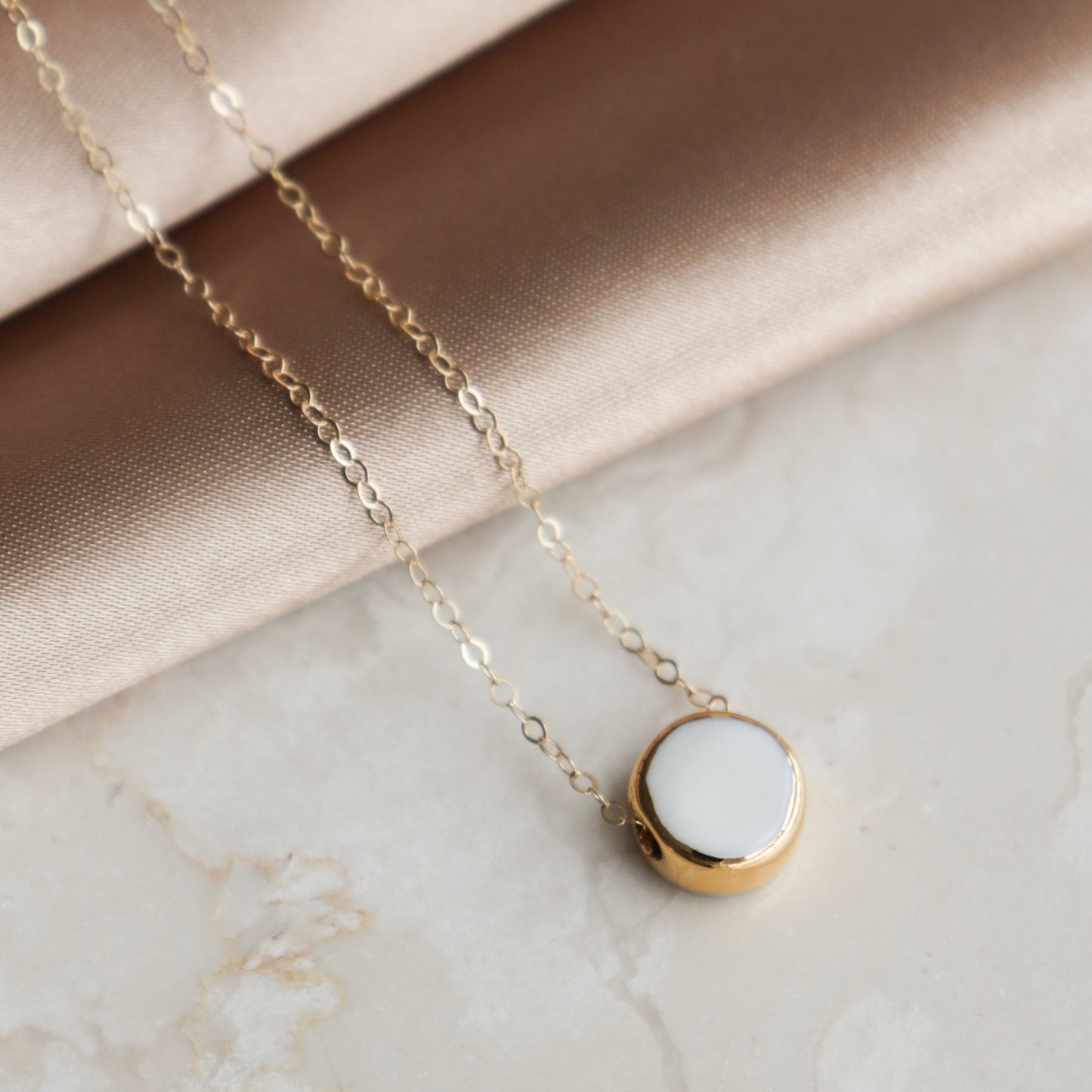 Round Necklace in White