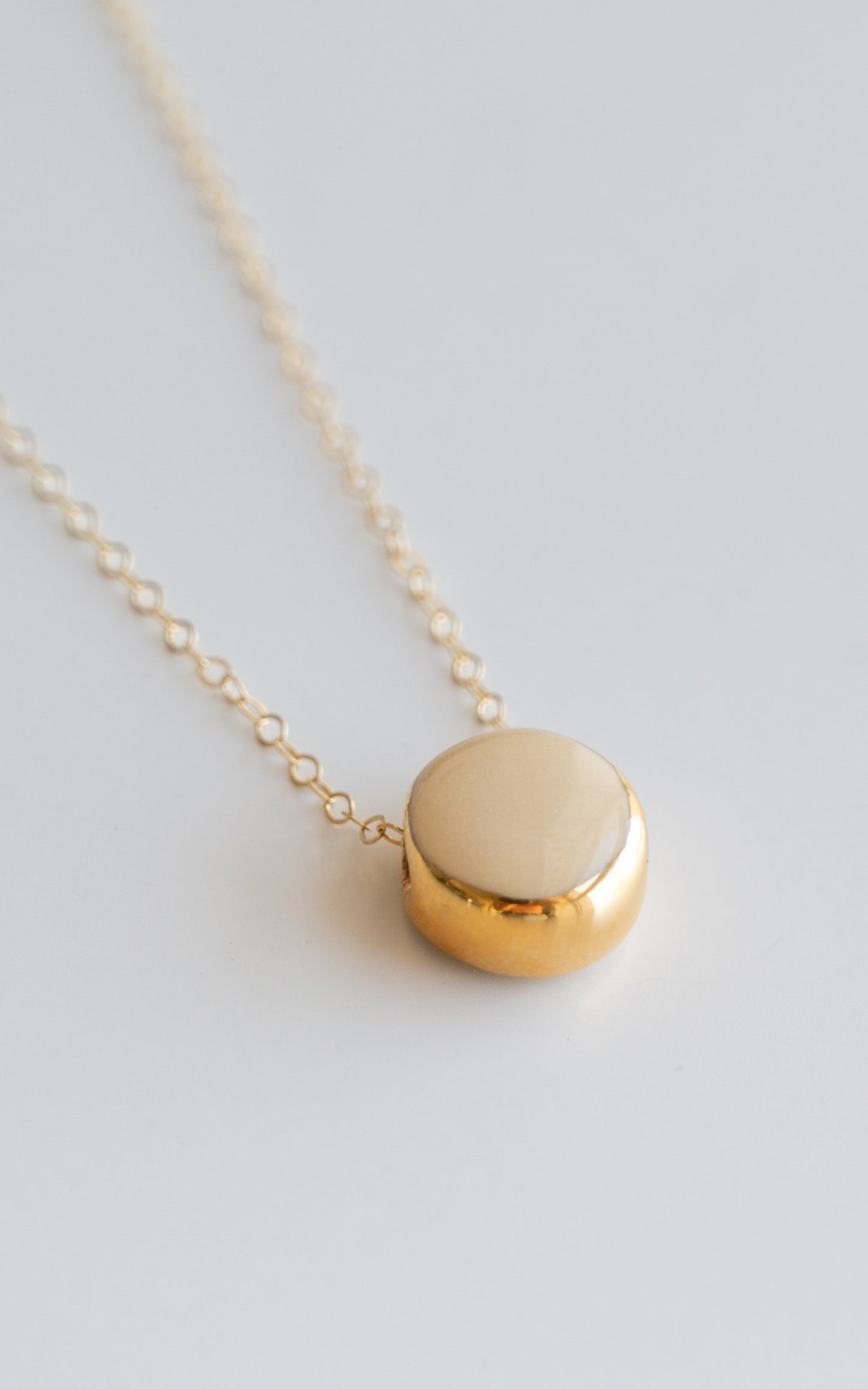 Round Necklace in Yellow