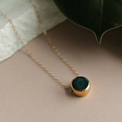 Round Necklace in Green
