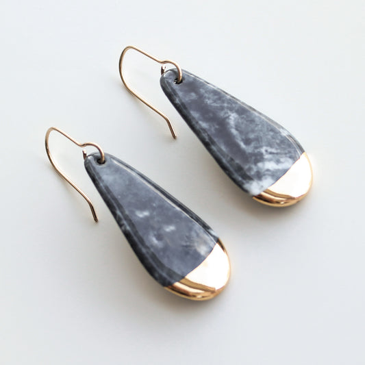 Drop earrings in Marble Grey / S