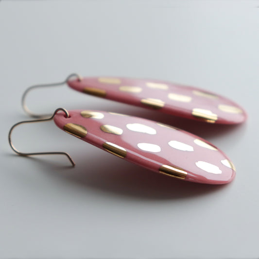 Drop Earrings in Pink / L