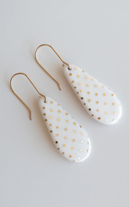 Drop earrings in White / S