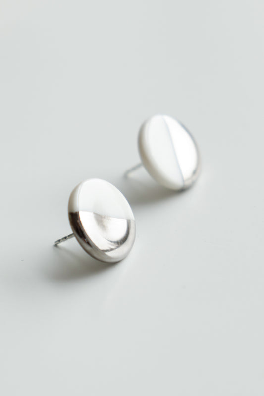 Round Studs in White / S