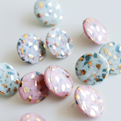 Astilla nagliņauskari / S