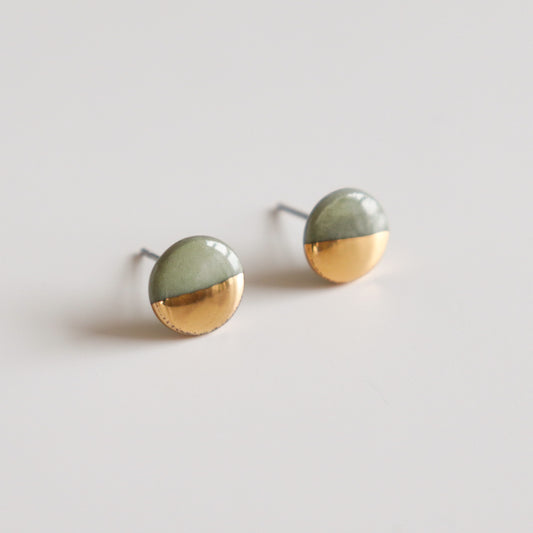 Round Studs / XS - Sample Sale