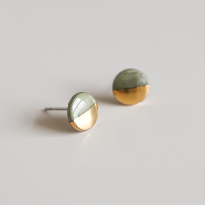 Round Studs / XS - Sample Sale