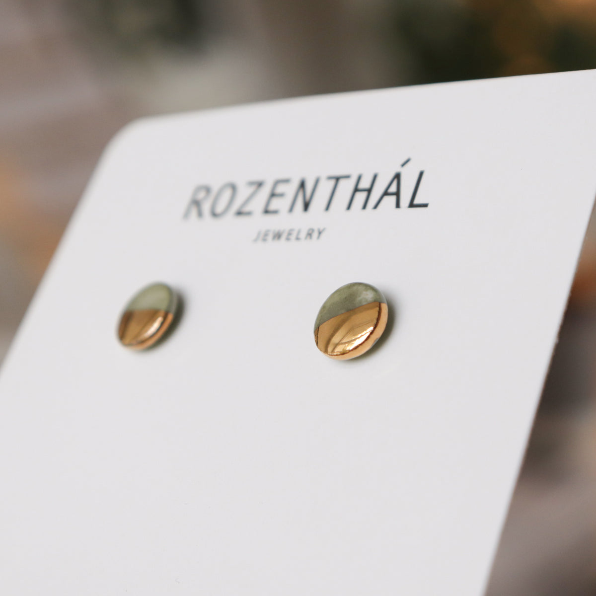 Round Studs / XS - Sample Sale