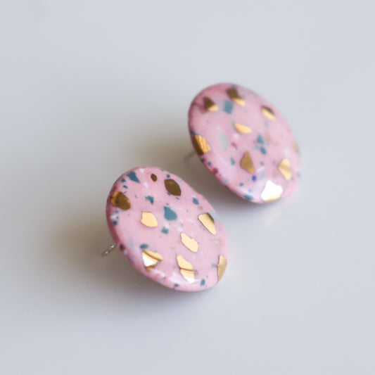 Astilla Recycled Studs in Pink / M